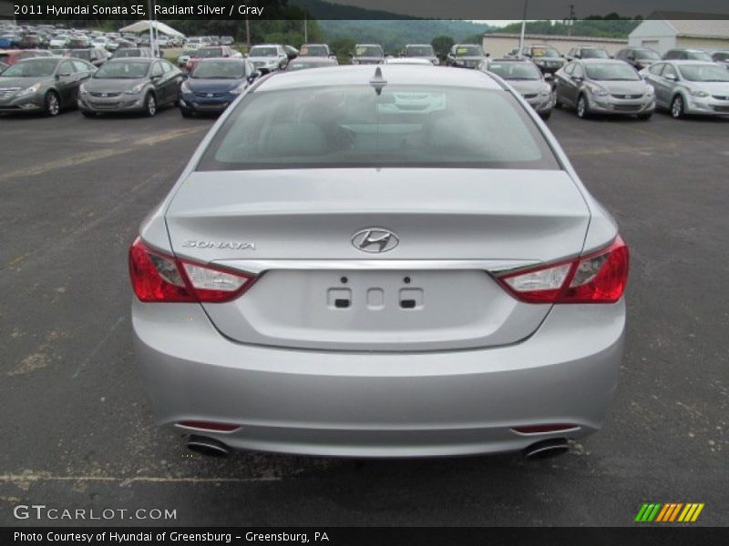 Radiant Silver / Gray 2011 Hyundai Sonata SE