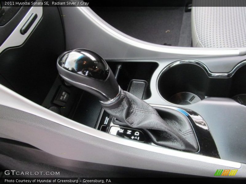 Radiant Silver / Gray 2011 Hyundai Sonata SE