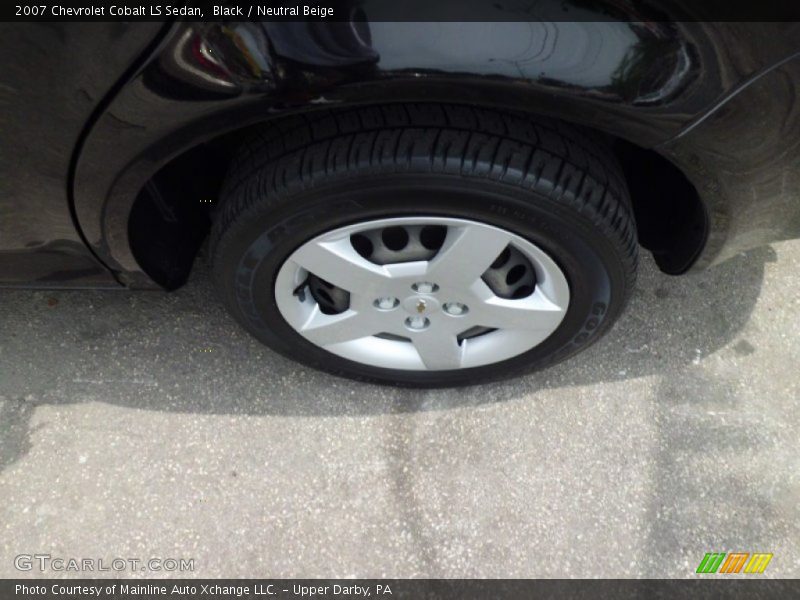 Black / Neutral Beige 2007 Chevrolet Cobalt LS Sedan