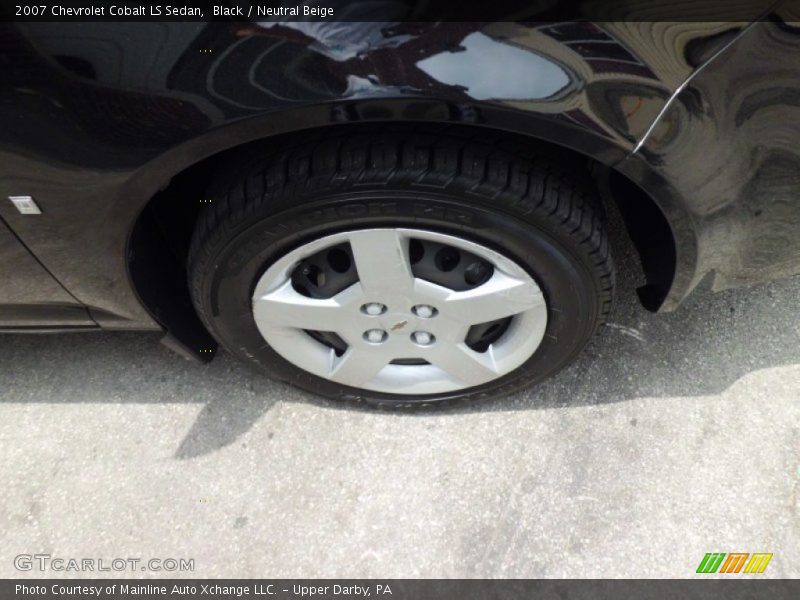 Black / Neutral Beige 2007 Chevrolet Cobalt LS Sedan