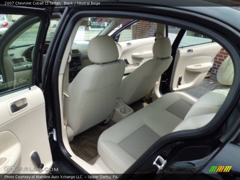 Black / Neutral Beige 2007 Chevrolet Cobalt LS Sedan