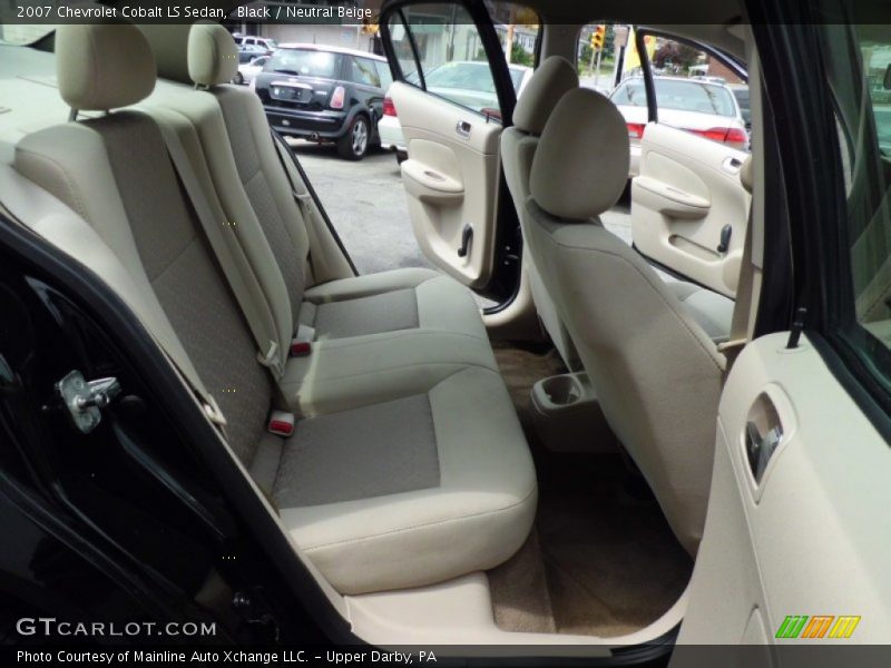 Black / Neutral Beige 2007 Chevrolet Cobalt LS Sedan