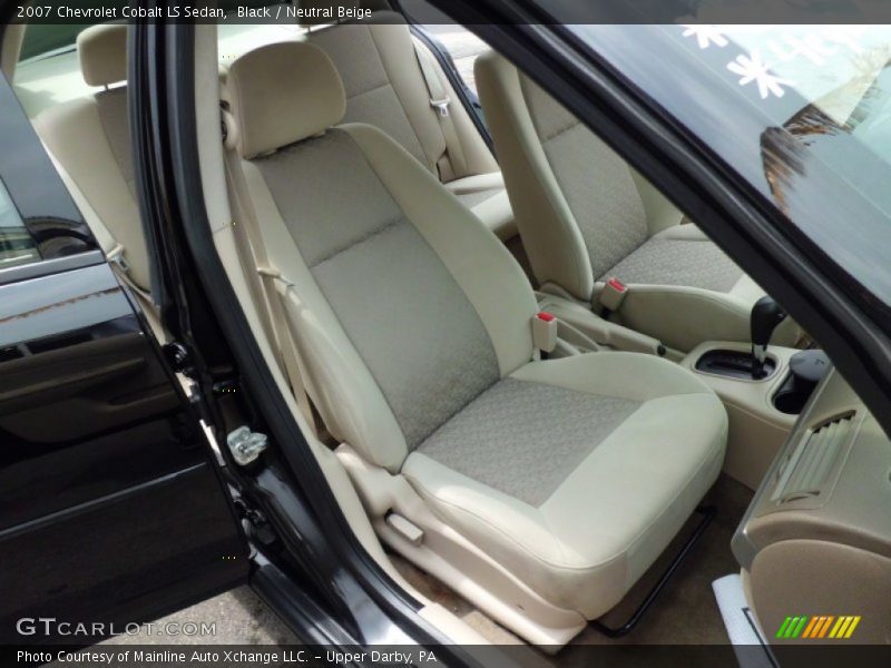 Black / Neutral Beige 2007 Chevrolet Cobalt LS Sedan