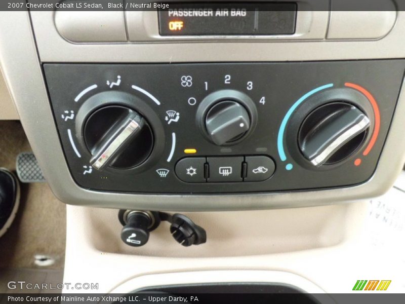 Black / Neutral Beige 2007 Chevrolet Cobalt LS Sedan