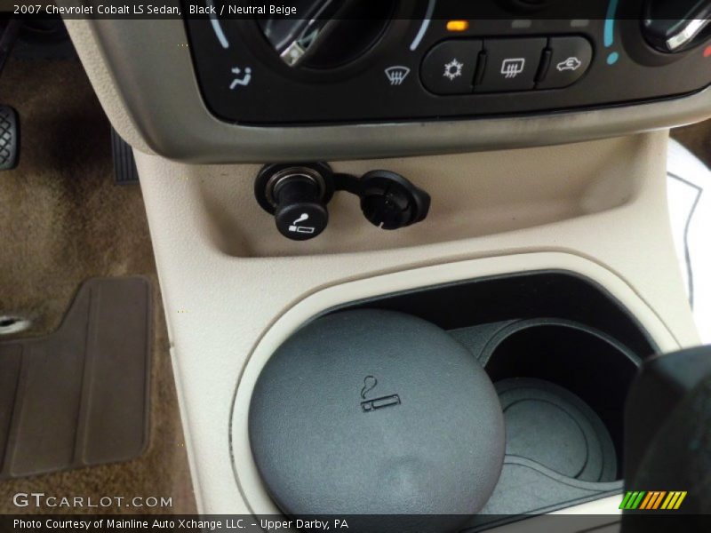 Black / Neutral Beige 2007 Chevrolet Cobalt LS Sedan