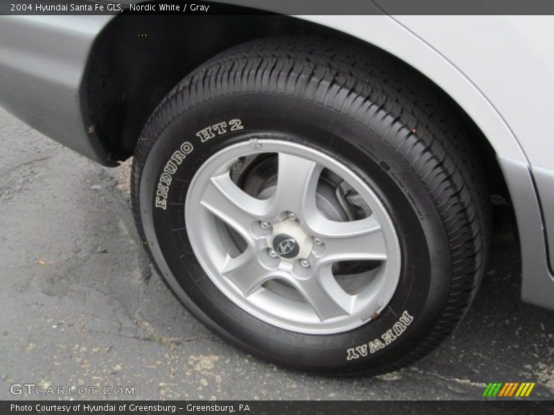 Nordic White / Gray 2004 Hyundai Santa Fe GLS