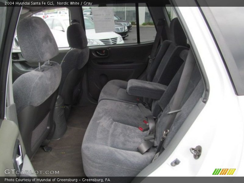Nordic White / Gray 2004 Hyundai Santa Fe GLS