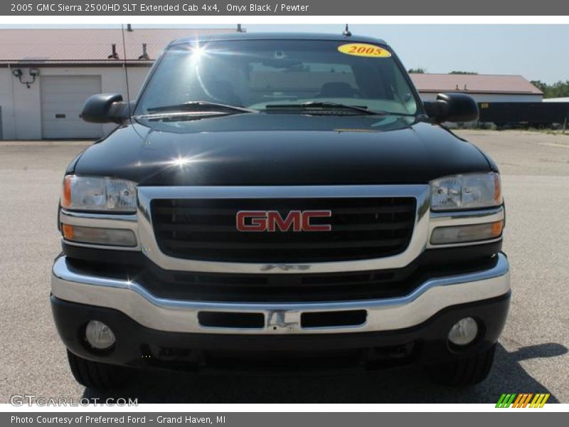 Onyx Black / Pewter 2005 GMC Sierra 2500HD SLT Extended Cab 4x4