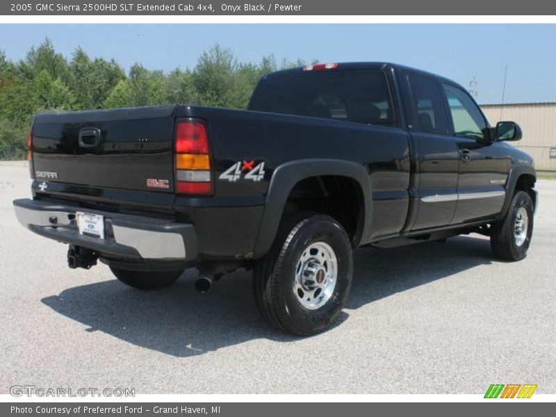 Onyx Black / Pewter 2005 GMC Sierra 2500HD SLT Extended Cab 4x4