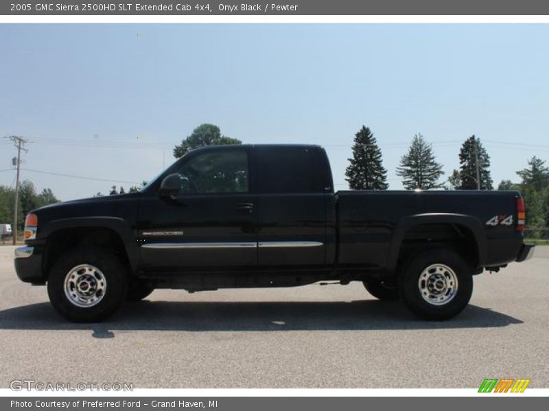 Onyx Black / Pewter 2005 GMC Sierra 2500HD SLT Extended Cab 4x4