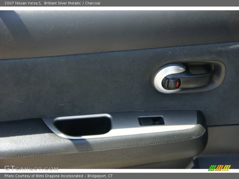 Brilliant Silver Metallic / Charcoal 2007 Nissan Versa S