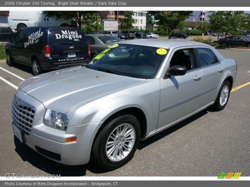 Bright Silver Metallic / Dark Slate Gray 2009 Chrysler 300 Touring