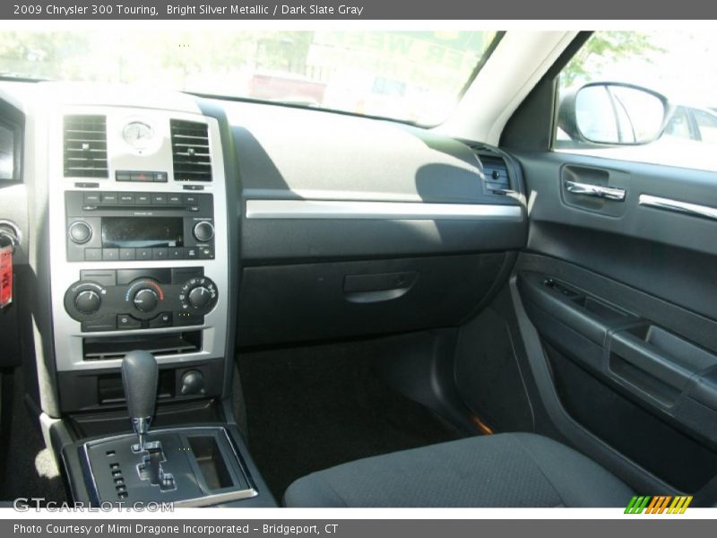 Bright Silver Metallic / Dark Slate Gray 2009 Chrysler 300 Touring