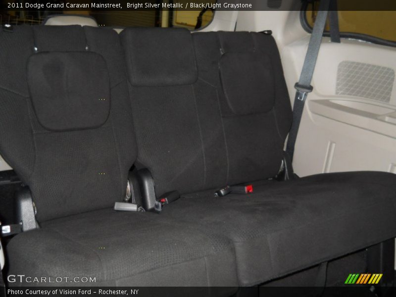 Bright Silver Metallic / Black/Light Graystone 2011 Dodge Grand Caravan Mainstreet
