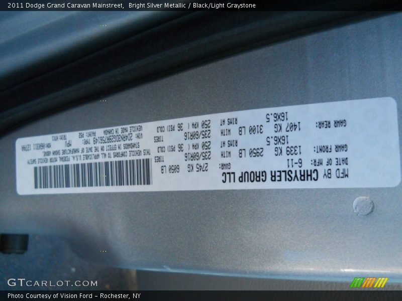 Bright Silver Metallic / Black/Light Graystone 2011 Dodge Grand Caravan Mainstreet
