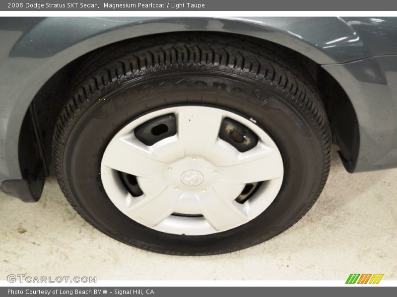 Magnesium Pearlcoat / Light Taupe 2006 Dodge Stratus SXT Sedan
