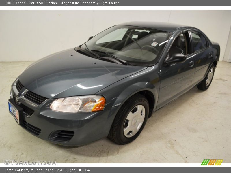 Magnesium Pearlcoat / Light Taupe 2006 Dodge Stratus SXT Sedan