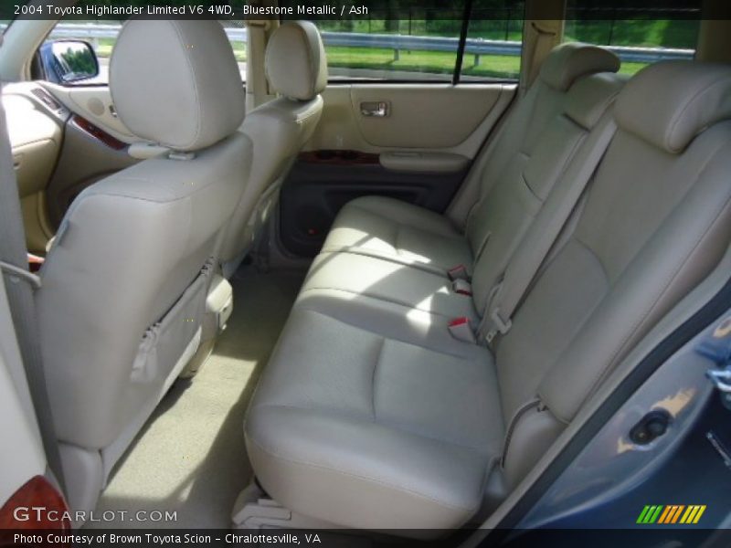 Bluestone Metallic / Ash 2004 Toyota Highlander Limited V6 4WD