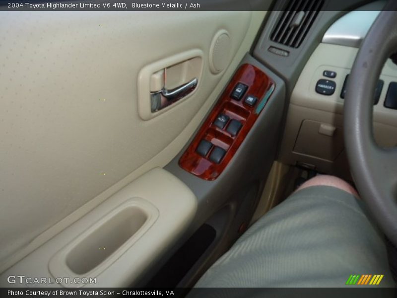 Bluestone Metallic / Ash 2004 Toyota Highlander Limited V6 4WD