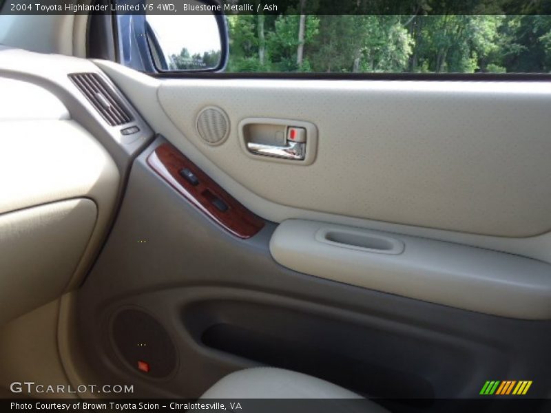 Bluestone Metallic / Ash 2004 Toyota Highlander Limited V6 4WD
