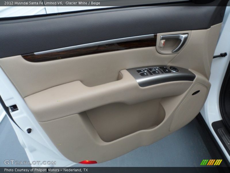 Door Panel of 2012 Santa Fe Limited V6