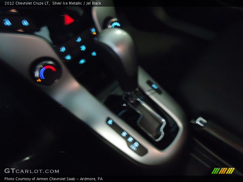 Silver Ice Metallic / Jet Black 2012 Chevrolet Cruze LT