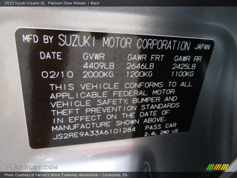 Platinum Silver Metallic / Black 2010 Suzuki Kizashi SE