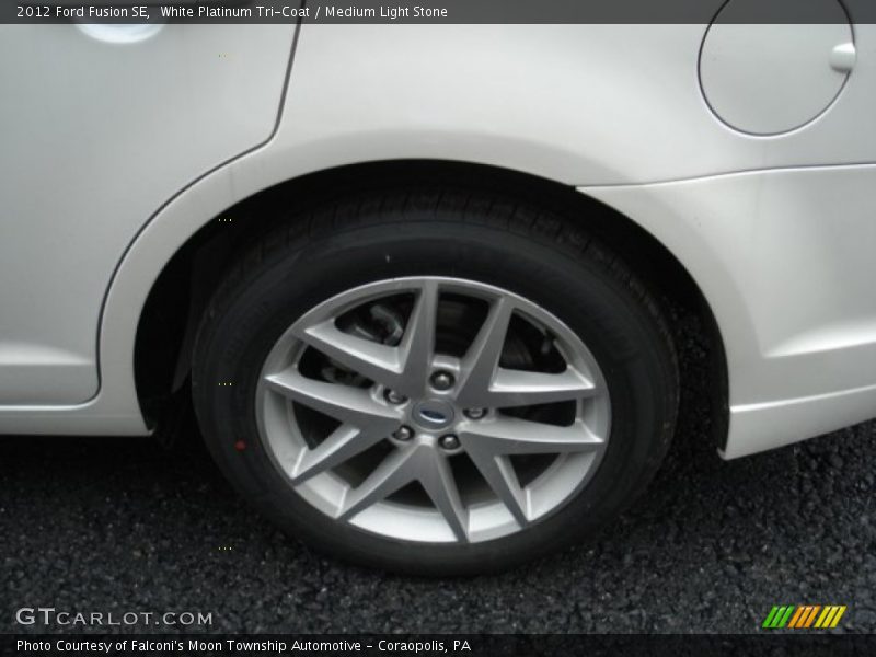 White Platinum Tri-Coat / Medium Light Stone 2012 Ford Fusion SE