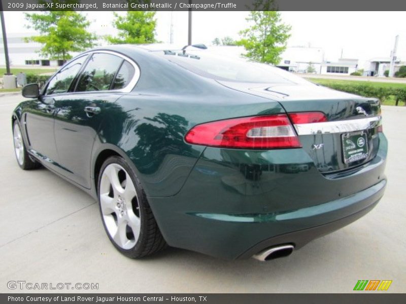 Botanical Green Metallic / Champagne/Truffle 2009 Jaguar XF Supercharged