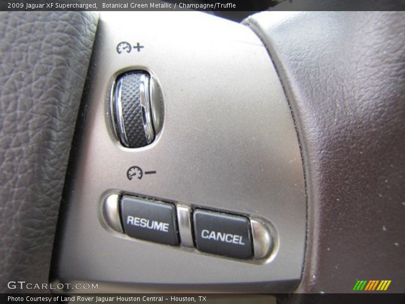 Botanical Green Metallic / Champagne/Truffle 2009 Jaguar XF Supercharged