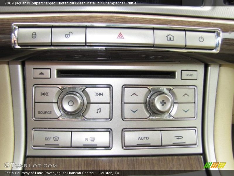 Botanical Green Metallic / Champagne/Truffle 2009 Jaguar XF Supercharged
