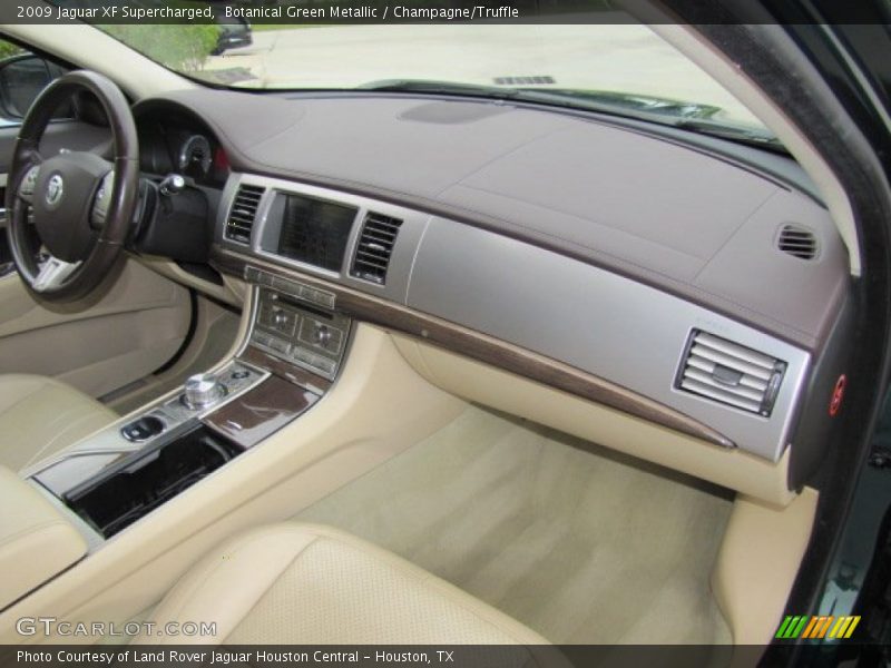 Botanical Green Metallic / Champagne/Truffle 2009 Jaguar XF Supercharged