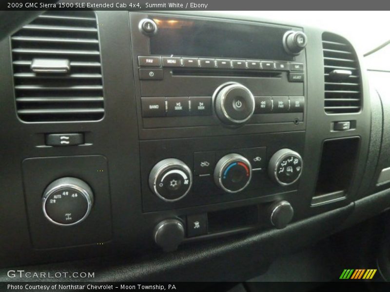 Summit White / Ebony 2009 GMC Sierra 1500 SLE Extended Cab 4x4
