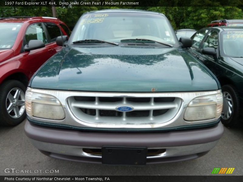 Deep Jewel Green Pearl / Medium Parchment 1997 Ford Explorer XLT 4x4