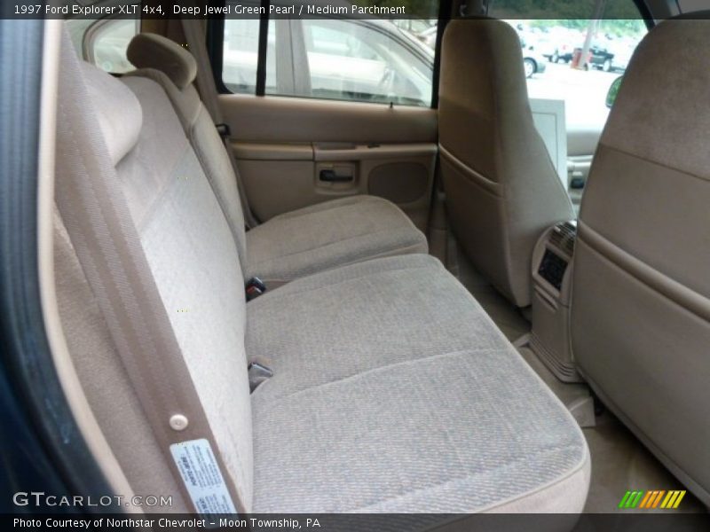 Deep Jewel Green Pearl / Medium Parchment 1997 Ford Explorer XLT 4x4