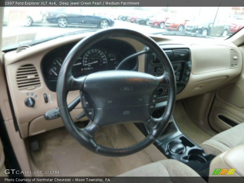 Deep Jewel Green Pearl / Medium Parchment 1997 Ford Explorer XLT 4x4