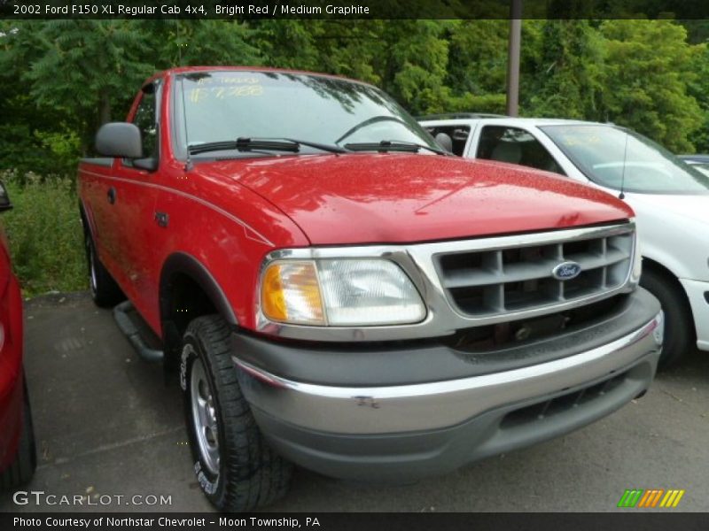 Bright Red / Medium Graphite 2002 Ford F150 XL Regular Cab 4x4