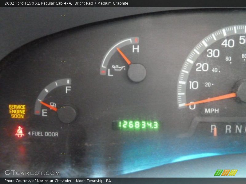 Bright Red / Medium Graphite 2002 Ford F150 XL Regular Cab 4x4