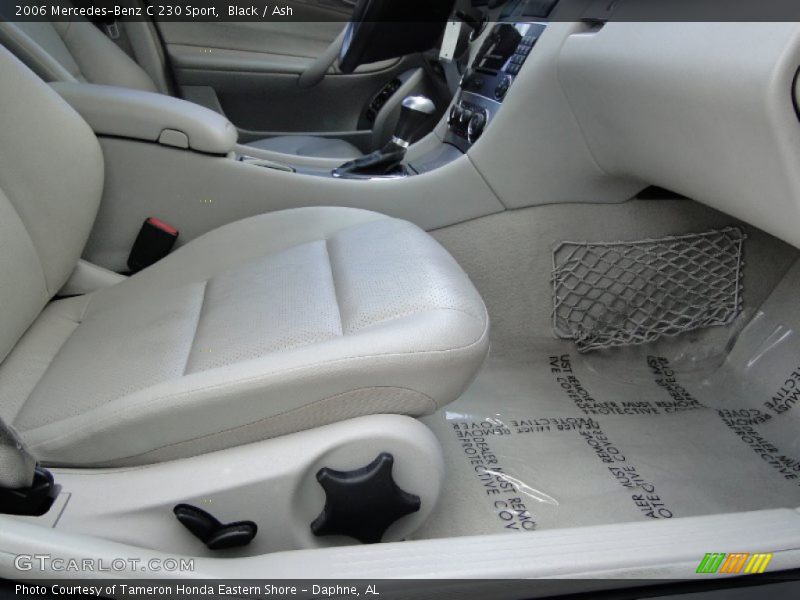 Black / Ash 2006 Mercedes-Benz C 230 Sport