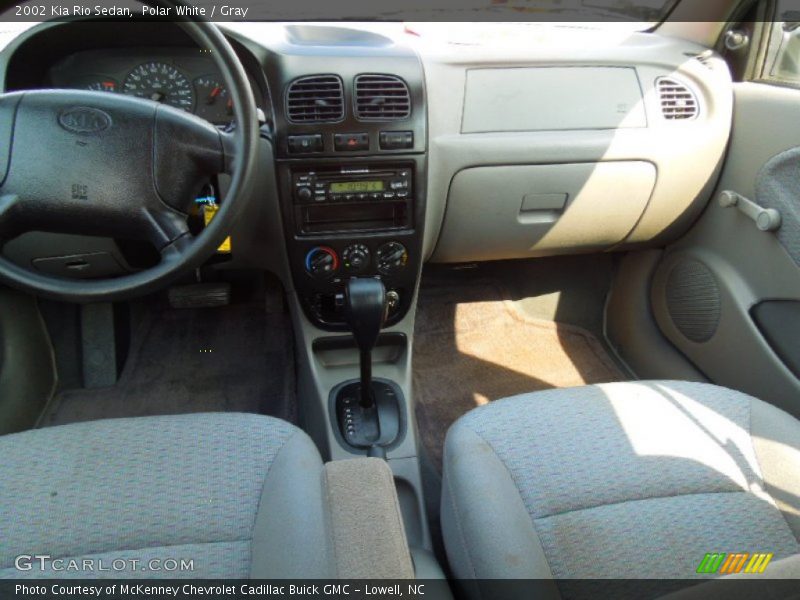 Polar White / Gray 2002 Kia Rio Sedan