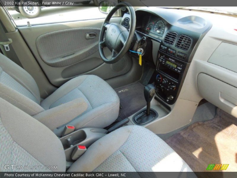 Polar White / Gray 2002 Kia Rio Sedan