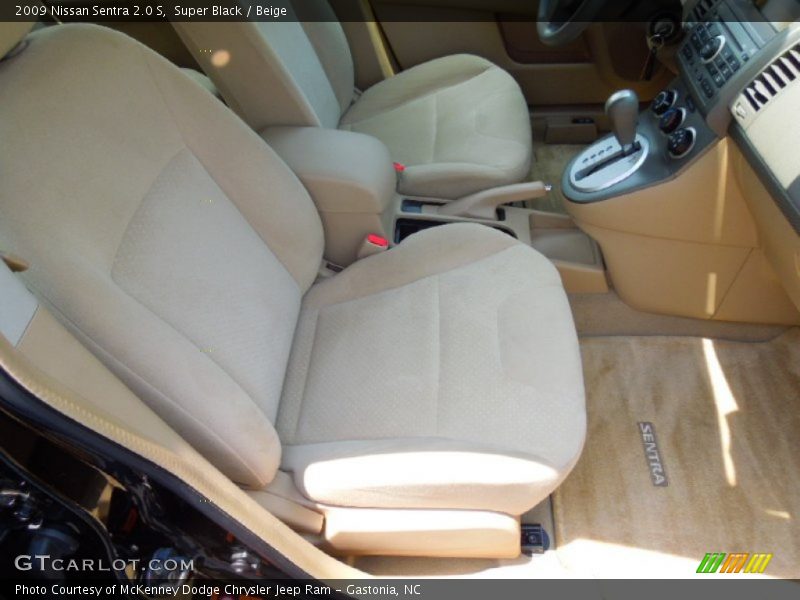 Super Black / Beige 2009 Nissan Sentra 2.0 S
