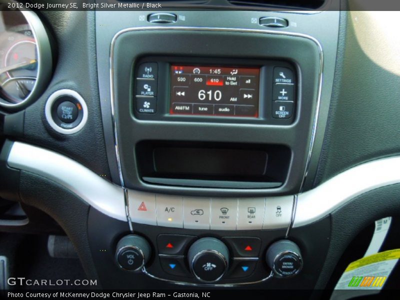 Bright Silver Metallic / Black 2012 Dodge Journey SE