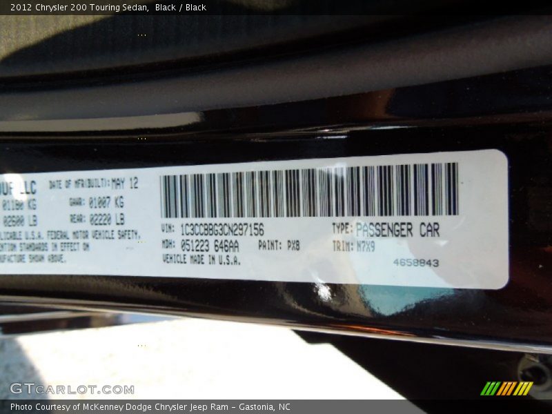 Black / Black 2012 Chrysler 200 Touring Sedan