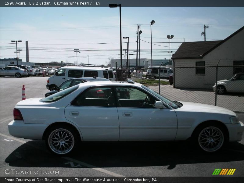 Cayman White Pearl / Tan 1996 Acura TL 3.2 Sedan