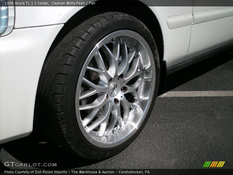Cayman White Pearl / Tan 1996 Acura TL 3.2 Sedan