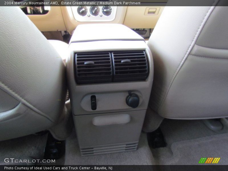 Estate Green Metallic / Medium Dark Parchment 2004 Mercury Mountaineer AWD