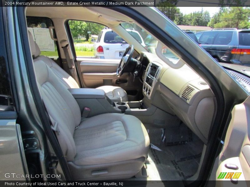 Estate Green Metallic / Medium Dark Parchment 2004 Mercury Mountaineer AWD