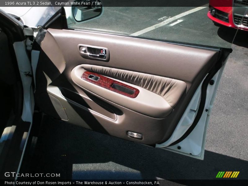 Cayman White Pearl / Tan 1996 Acura TL 3.2 Sedan