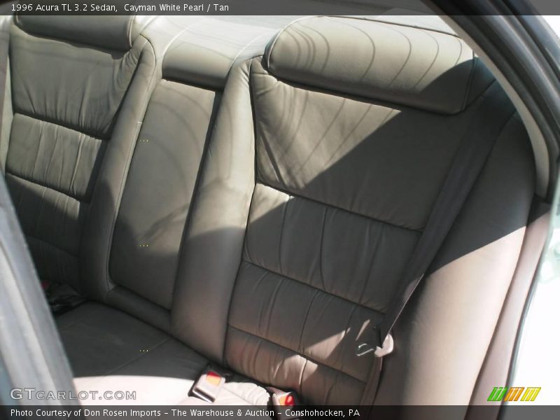 Cayman White Pearl / Tan 1996 Acura TL 3.2 Sedan